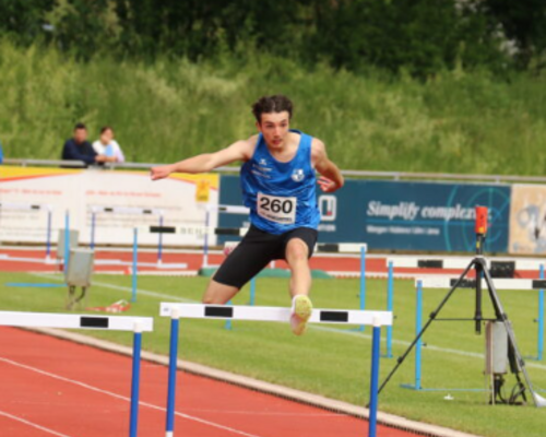 Gelungene Prämiere über 400m Hürden