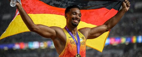 Leo Neugebauer (VfB Stuttgart) nach seinem Triumph bei der WM in Tokio.