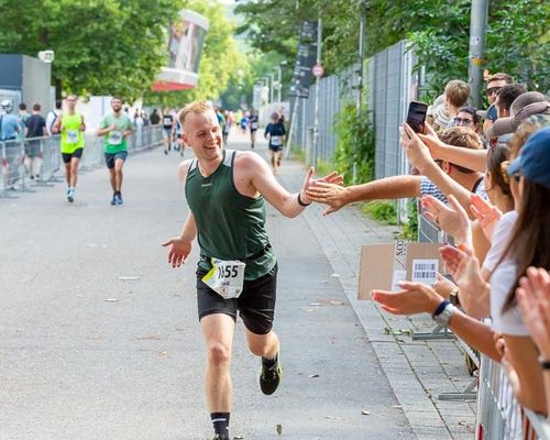 1.600 Anmeldungen für den Stuttgart-Lauf – Ein großartiger Start ins neue Jahr!